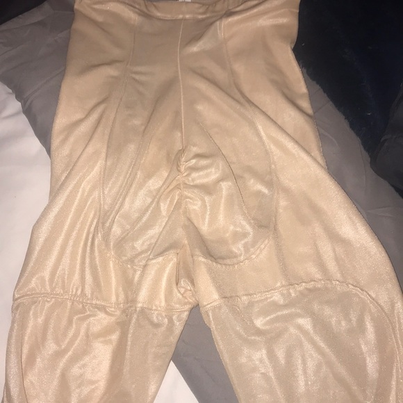 Spanx worn for one occasion. - Picture 3 of 4